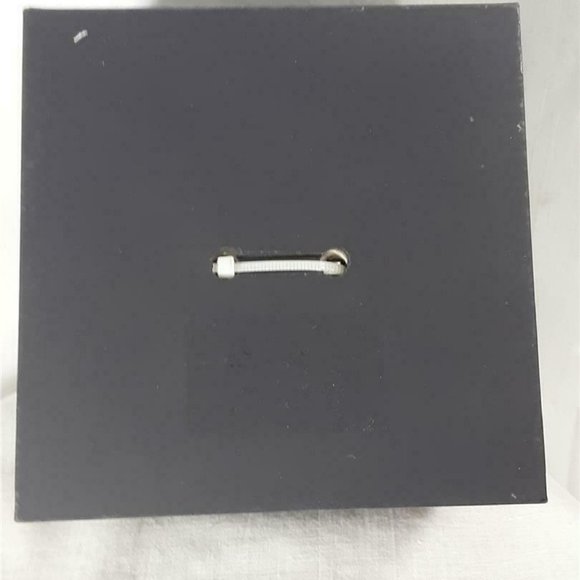 New English Laundry Mens Quartz Watch Stainless - Picture 4 of 4